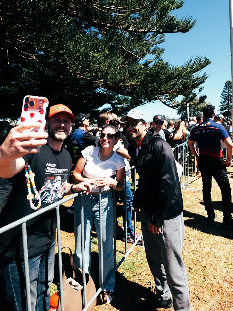 A beautiful day in the Phillip Island sun 🥰
#AustralianGP 🇦🇺 #LCR #MotoGP #JohannZarco